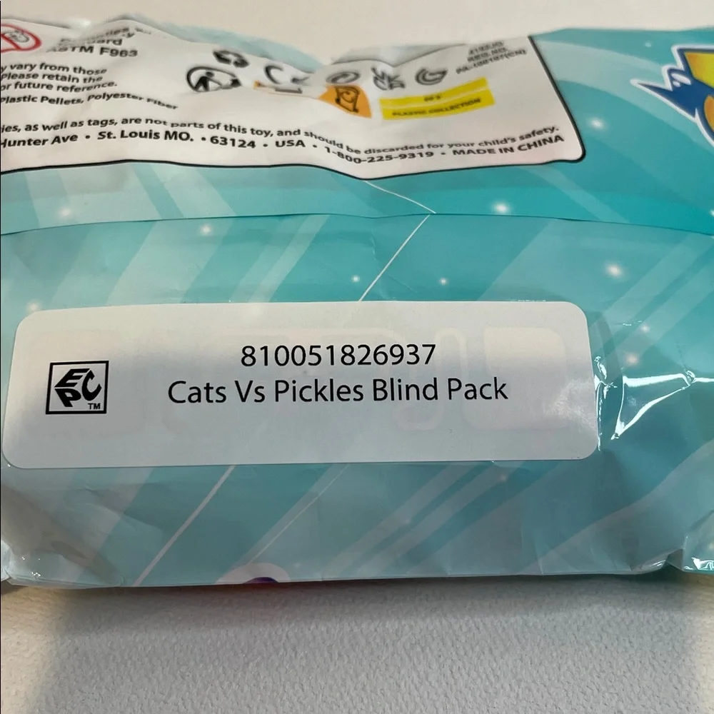 NEW Cats vs Pickles 4 inch Plush Blind Packs – Sealed Collectible Toy (3 Packs) - Picture 4 of 5